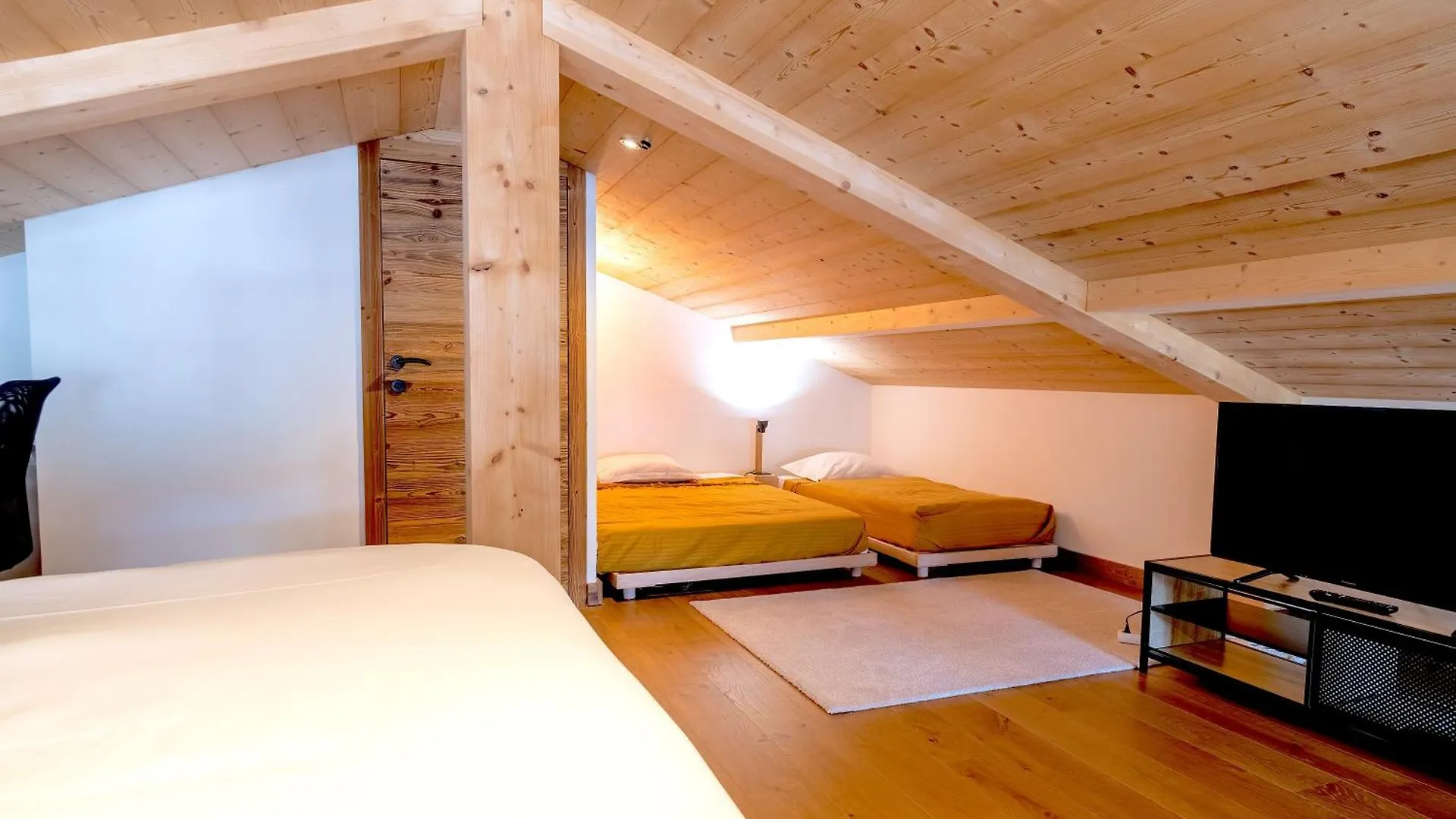 Apt Le Rocher - Close To Town With Hot Tub For 8Ppl+2Kids Les Gets France