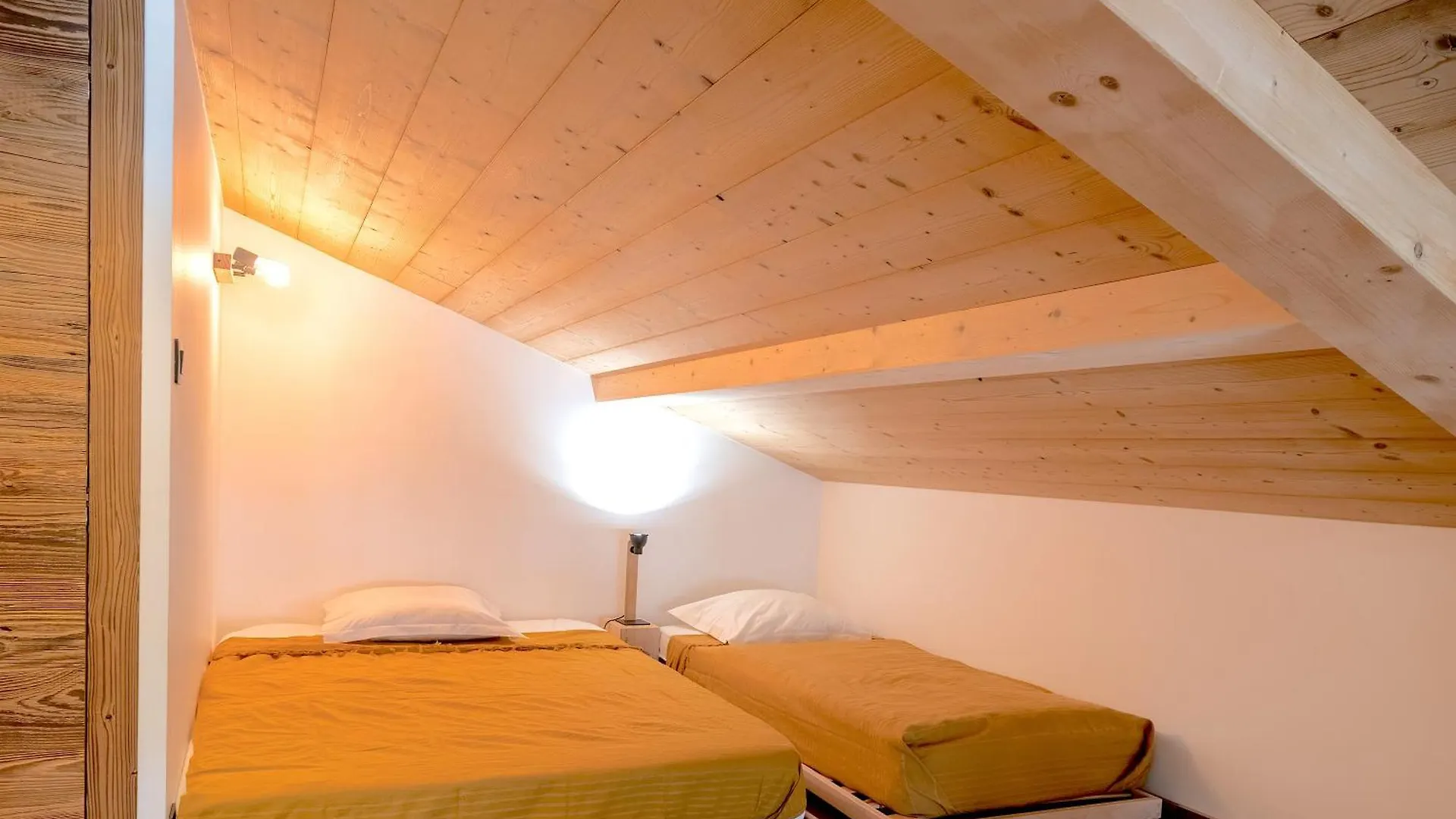 Apartment Apt Le Rocher - Close To Town With Hot Tub For 8Ppl+2Kids Les Gets France